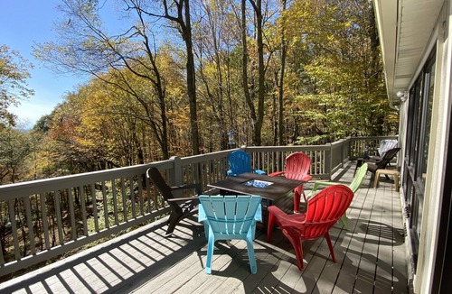 Wolf Laurel Cabin | Mountain Top Cabin in Wolf Laurel, just North of Asheville
