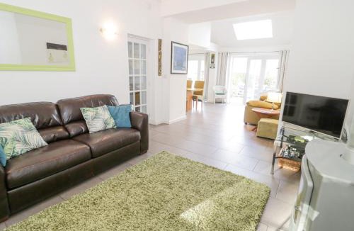 Henryd House | Mountain View