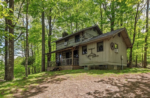 Stonebridge Cabin | Mountain View - Ping Pong Table - 15 min to West Jefferson