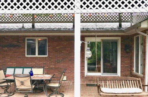 Skyland House | Mountain Views/ Gazebo/ Pond / 5 min downtown