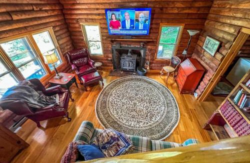 Lansing House | Mountaintop Meadows