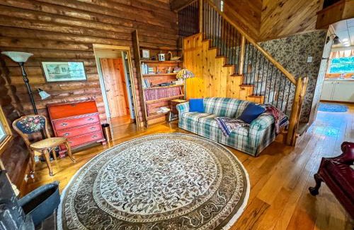 Lansing House | Mountaintop Meadows