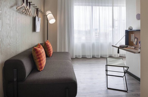 Hillsboro Village Hotel | Moxy Nashville Vanderbilt Area