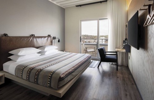 Hillsboro Village Hotel | Moxy Nashville Vanderbilt Area