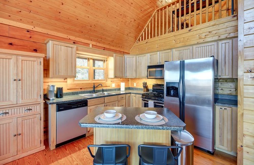 Sparta Cabin | Mtn-View Blue Ridge Cabin on Over 2 Acres!