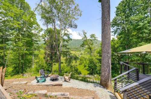 Vilas House | Mtn-View Deck Scenic Glamping Getaway Near Boone!