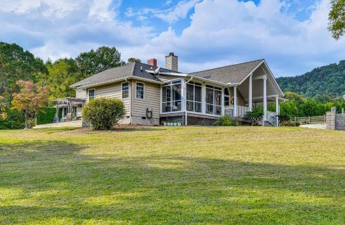 Asheville House | Mtn Views, Deck, Porches and Patio Asheville Escape