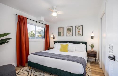 Hillsboro Village House | Multi-Condo Building with 7 Units 15 Bedrooms 22 Beds and Free Parking