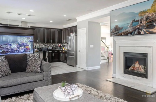 Charlotte House | Must See! Amenity filled home-quiet neighborhood!nn