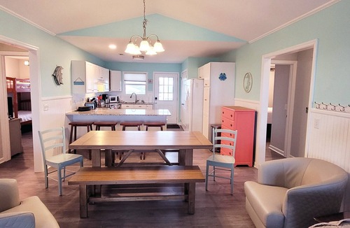 Long Beach House | Nail'D It: Second row with unobstructed Ocean View! Family and Pet friendly!