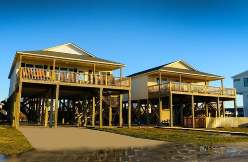 Long Beach House | Nail'D It: Second row with unobstructed Ocean View! Family and Pet friendly!