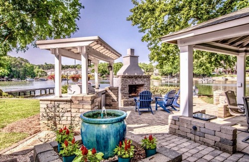 Mount Mourne House | Namastay at Lake Norman