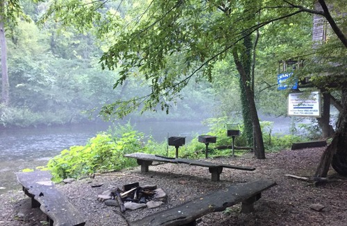 Bryson City Cabin | Nantahala RiverHouse riverfront w/great Fishing/Views/Hiking/Paddling/Campfires!