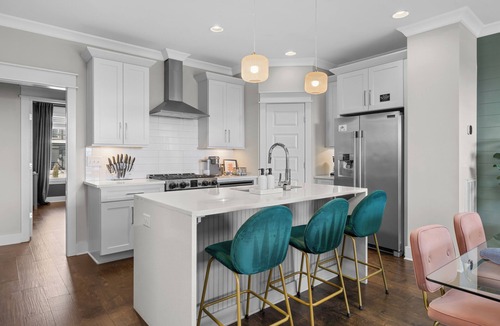 Talbot's Corner House | Nashville Oasis w/Pool & Hot Tub ★ Rooftop & Views ★ Mins to Broadway & DT!