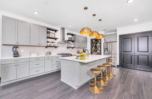 McFerrin Park Condo | Nashville Penthouse with 13 beds 5mins to Broadway