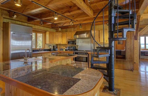 Morehead City House | Nautical Getaway