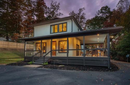 Mills River House | Near Asheville Hot Tub Fire Pit BBQ Sleeps 10