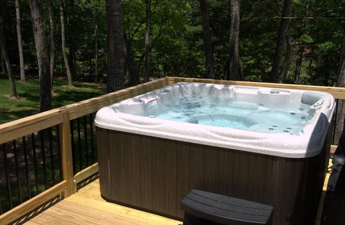 Fairview House | Near Asheville*Hot Tub* New Home*Mountain Views*family friendly*Fire pit