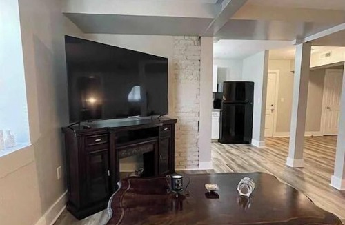 Ruffin Apartment | Near Downtown Greensboro & UNCG/NCAT Suite