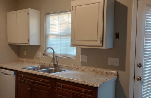 High Point House | Near HPU. Perfect High Point Stay for Professionals, Families & Extended Stays