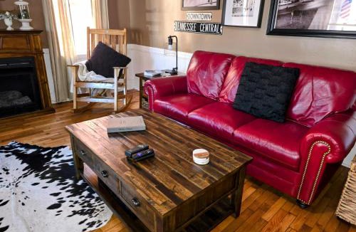 Murphy House | Near Murphy River Walk Historic Downtown Home!