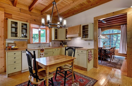Sapphire House | Needlepine Lodge of Sapphire Valley, Needlepine Lodge of Sapphire Valley
