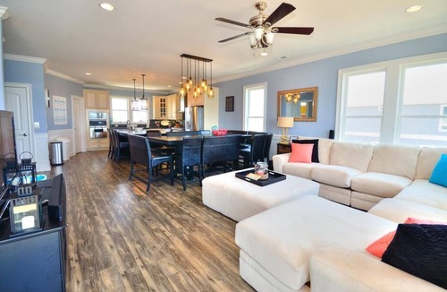Oak Island House | Never Wanted Nothing More: Oceanfront, Pool, Event Friendly