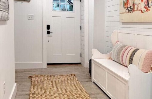 Morehead City Apartment | New 3 BR/2 bath Suite. Near Historic Beaufort. Kitchen, W/D, extras! No stairs.