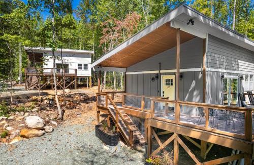 Bynum House | NEW Beehive Tree House Retreat