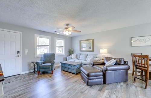 New Bern House | New Bern Abode with Yard about 2 Mi to Neuse River