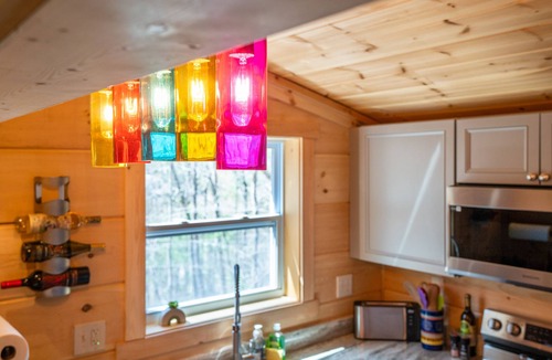 Swannanoa Cabin | NEW Cabin 15 min to Asheville with Blue Mountain Views!