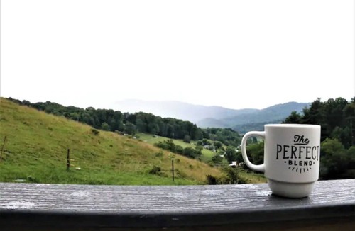 Leicester Cabin | * NEW* Cabin on the Farm, Cozy, Comfortable, Relaxation