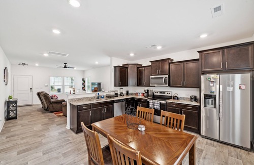 Dallas House | NEW! Charming Getaway Perfect for Relaxation