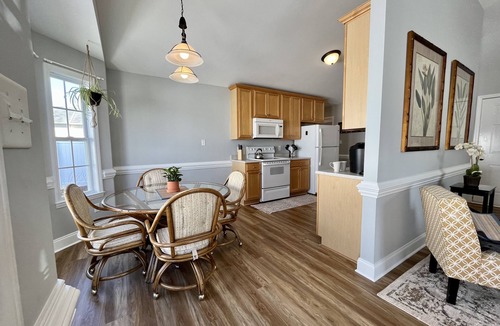 Kipling House | New! Charming Townhome 3 Minutes to Campbell
