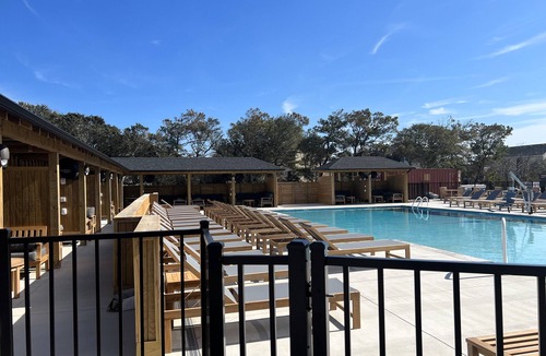 Corolla Light House | New Condo, Sleeps 6, 3 Bedroom, Beach Access, Community Pool & Private Cabanas.