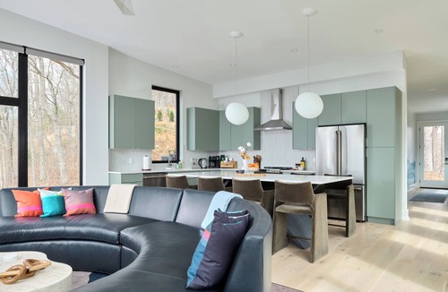 Marshall House | NEW! Design-led mountain retreat. Reset & recharge