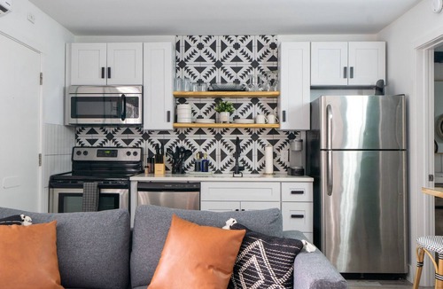 Melrose Condo | New Listing! - 1 Bedroom Condo in Melrose