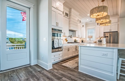 Bald Head Island House | NEW LISTING! 6 bedrooms, 2 fridges, 2 dishwashers, lots of custom amenities!