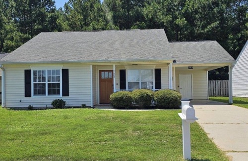 Aiken House | NEW LISTING Aiken's Home away from home