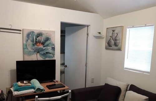 Ronda Cabin | NEW LISTING! Cleo's Village Tiny Home by RedAwning