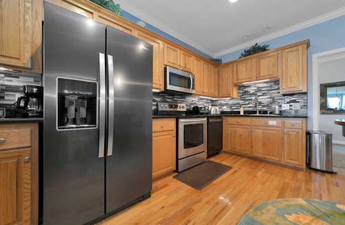 Lake Toxaway Condo | NEW LISTING Delightful 3-bedroom condo in Lake Toxaway with stunning views