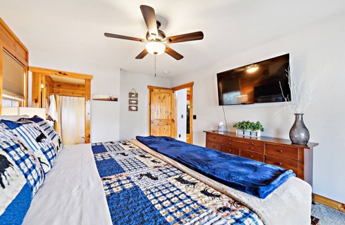 Canton House | NEW LISTING! Mountain Serenity: Rustic Cabin Getaway by RedAwning