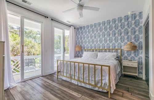 Bonito Boathouses House | New Listing! Walking distance to Marina.