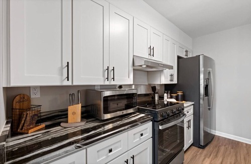 Terry Sanford Apartment | New LUXE APT 3BR Downtown Fay Unit B