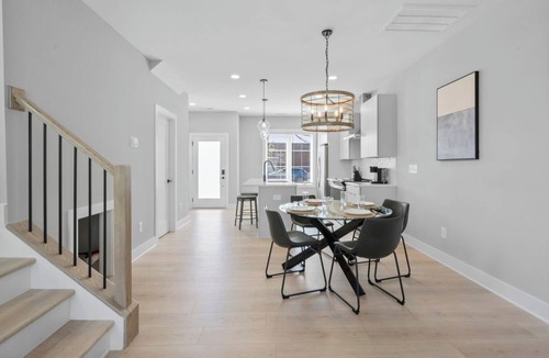 Charlotte House | New Luxury 3BR, 3.5 Bath Townhome In Charlotte, NC