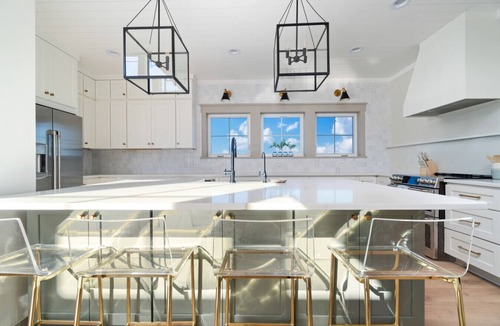 Pine Knoll Shores House | New luxury home in prestigious Roosevelt Beach