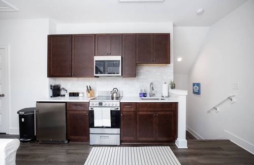 Villa Heights House | ★New Modern Farmhouse Loft in NoDa★ Views/Parking