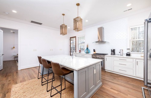 Oakhurst House | New Oakhurst Cottage # 1 Charlotte