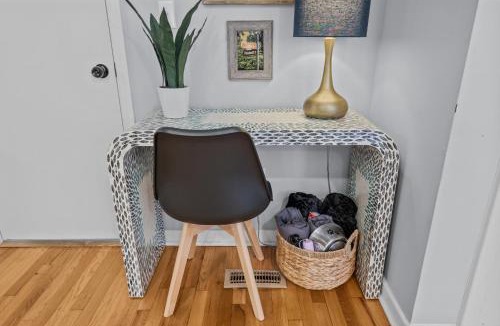 Downtown House | New Owners! Downtown Corner Cottage-Pet Friendly