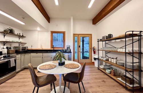 Whittier Ski Chalet | NEW! Spectacular Private Retreat - 7bed/7bath Chalet